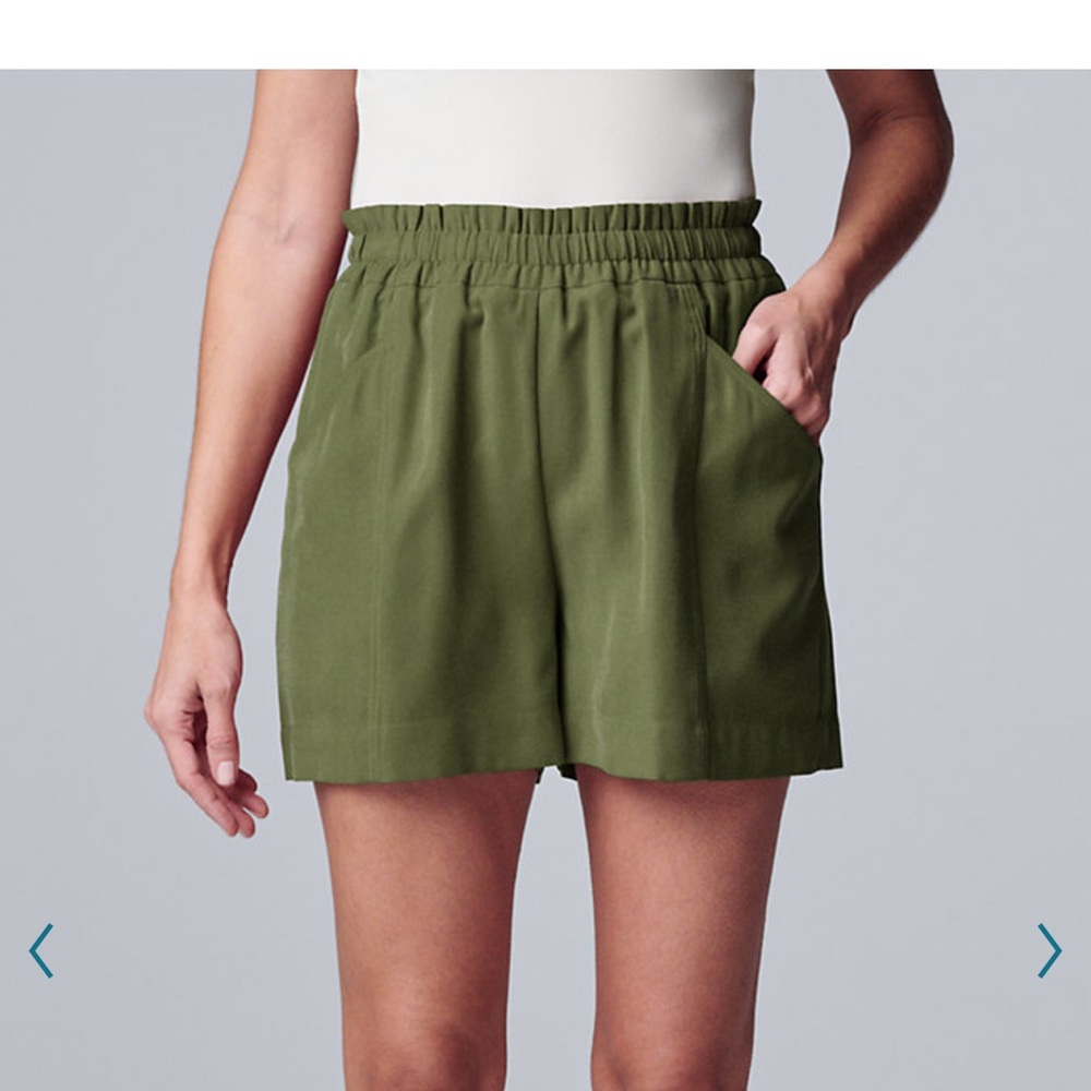 New Simply Vera Vera Wang High Waisted Shorts.